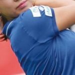 【画像】女子プロゴルファーさん、なぜかお●ぱいを強調しまくってしまう！