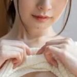 【画像】元宝塚女優さん、巨.乳だった結果A.Vデビューしてしまう！